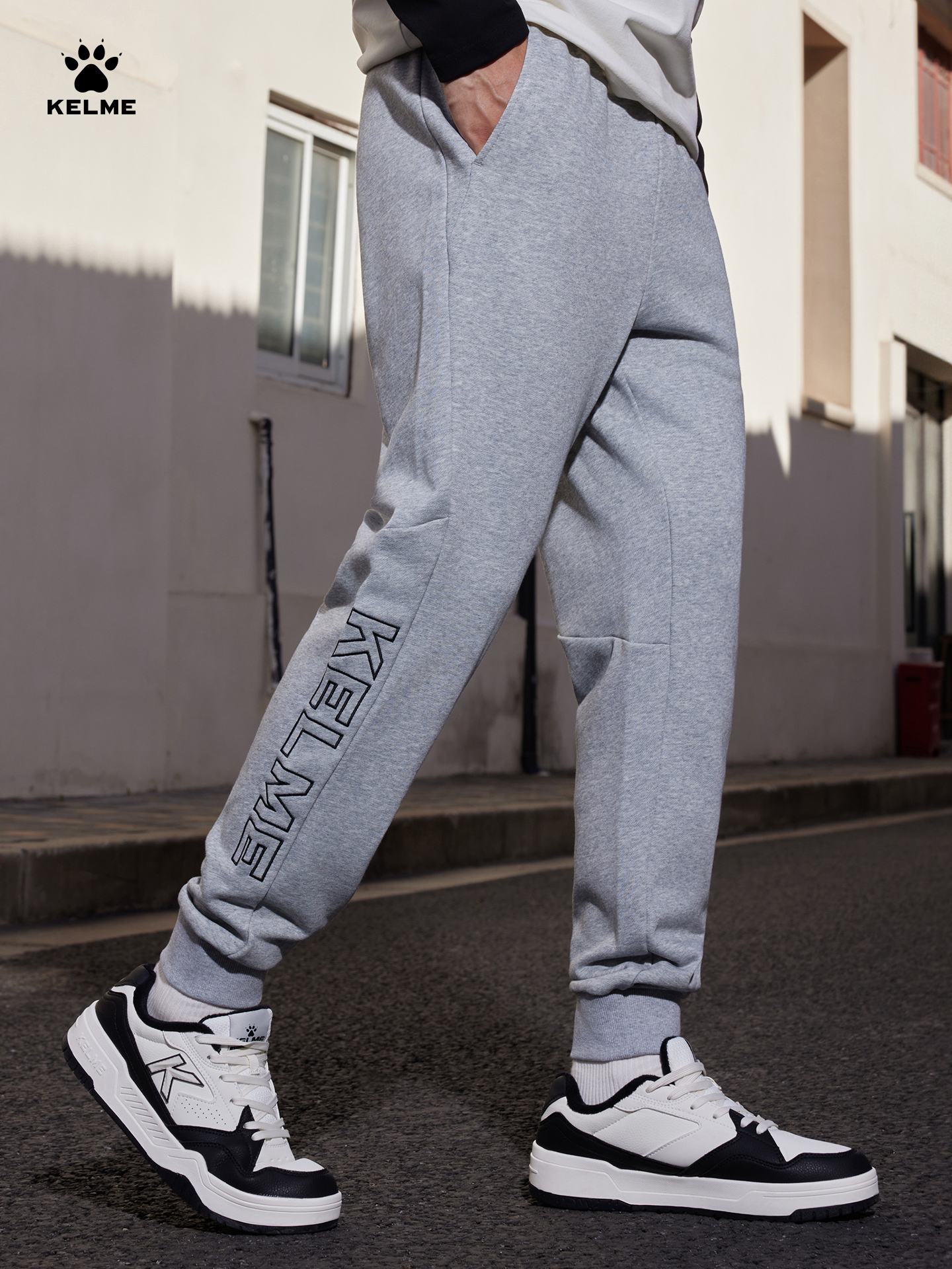 Kelme Outdoor Running Windproo - đánh giá và giá Windsor Knot Tie