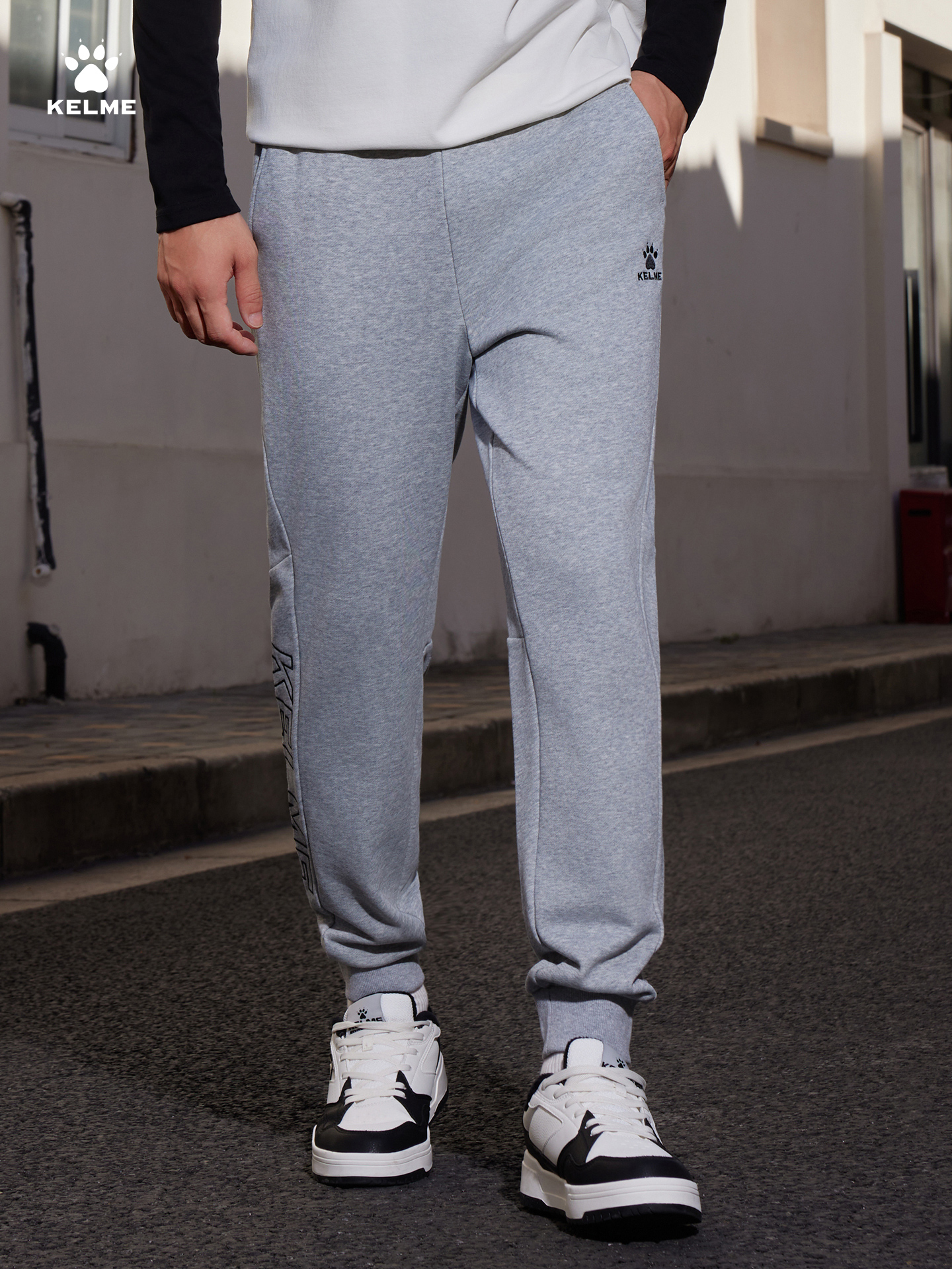 Kelme Outdoor Running Windproo - đánh giá và giá Windsor Knot Tie
