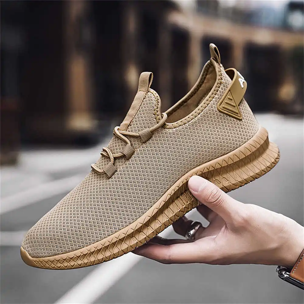 Demi-season Mesh Tenni Man Run - đánh giá và giá Men'S Best Sneakers For Formal Wear
