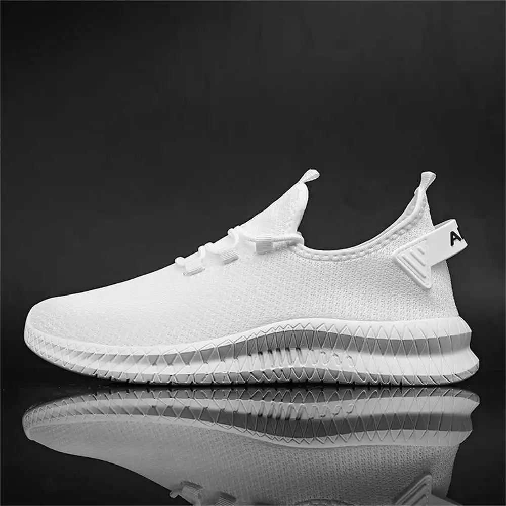 Demi-season Mesh Tenni Man Run - đánh giá và giá Men'S Best Sneakers For Formal Wear